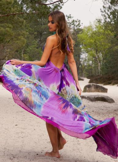 Long dress with train, bare back in multicolored and mauve silk georgette crepe.